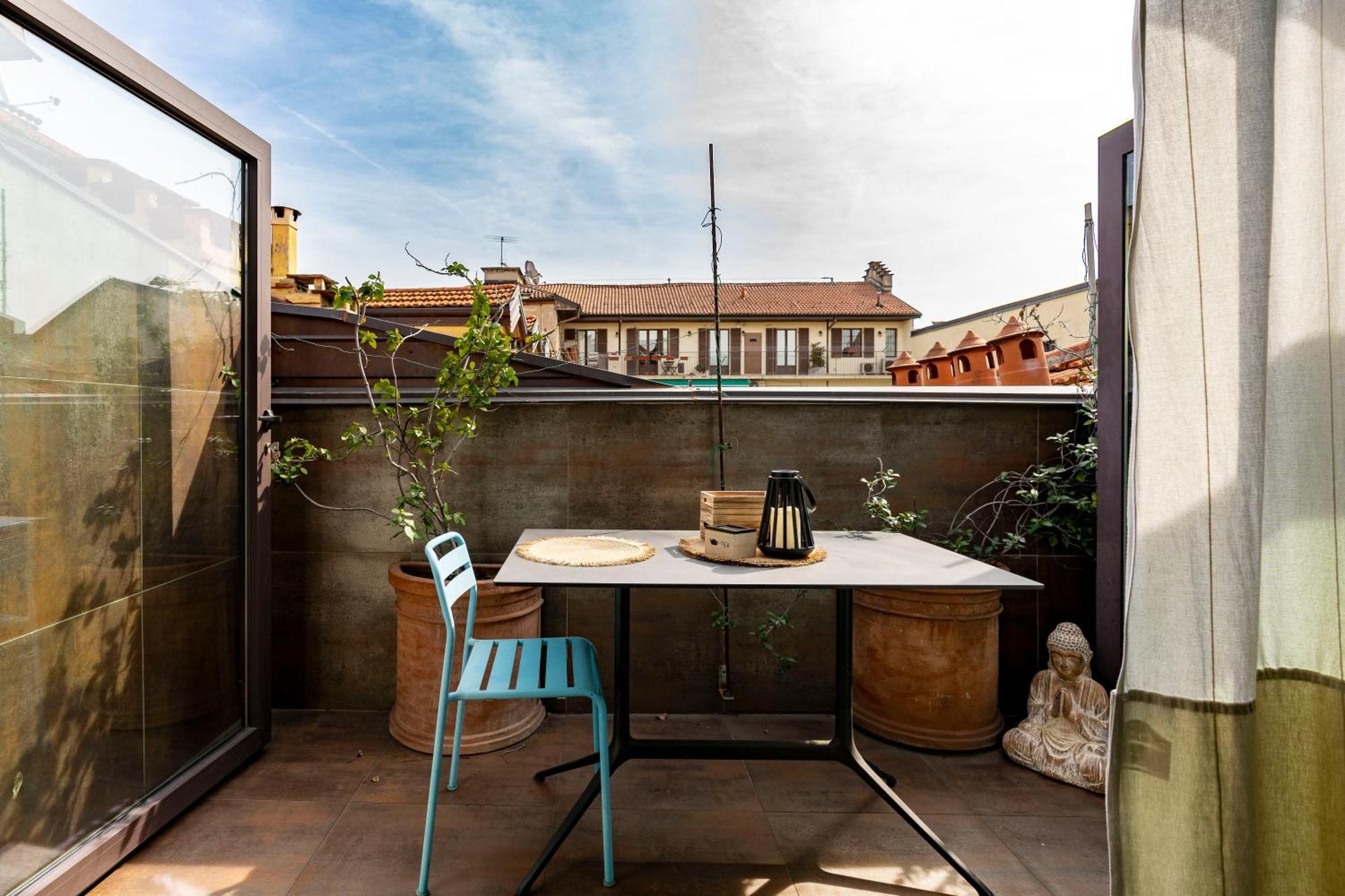 Attico Vicino Stazione Apartamento *